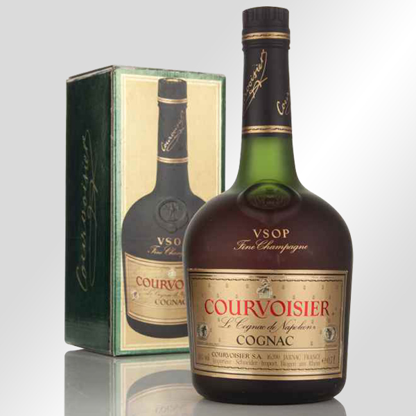  Package design: Courvoisier V.S.O.P 